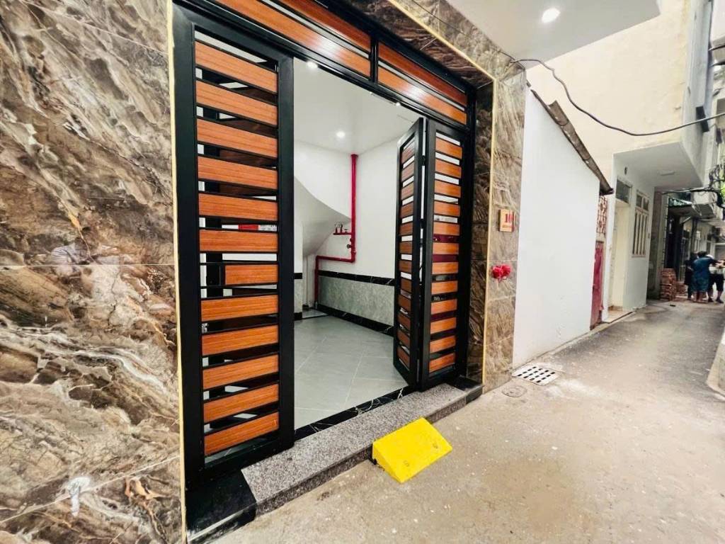 NHÀ SIÊU CHẤT TẠI KIM GIANG, VÀI BƯỚC RA PHỐ , 39 M GIÁ CHỈ 7,15 TỶ