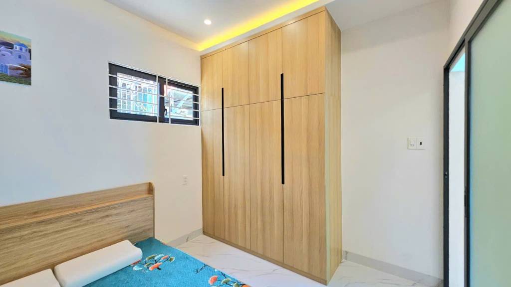 Nhà đẹp kiên cố FULL nội thất Mới - Trung Tâm Diên Khánh - Cách Nha Trang 10km