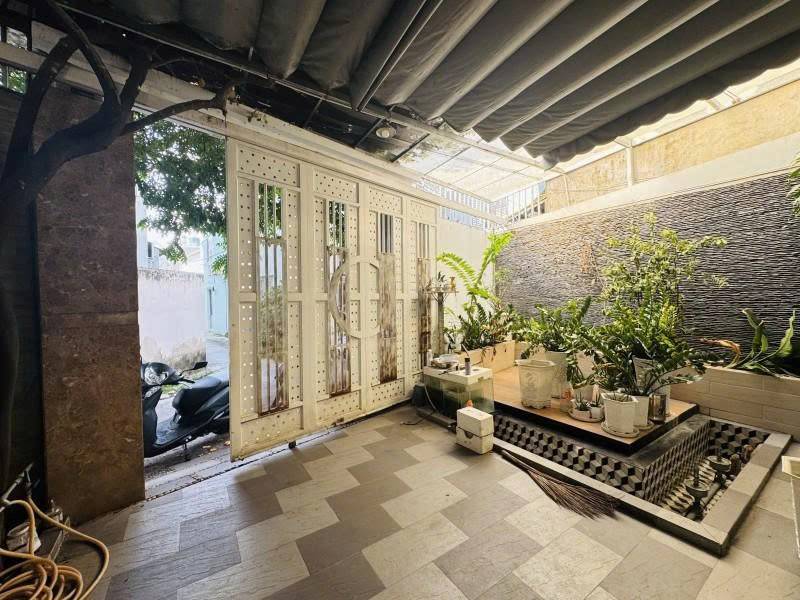 Bán Nhà Đường Số 8, Linh Xuân, Thủ Đức, 82m2, 4 tầng - Giá 4.8 Tỷ