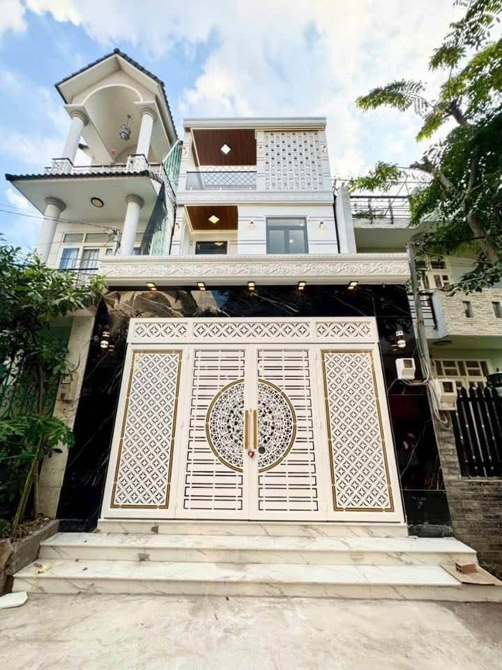 Bán nhà Long An 106m² giá 2.6 tỷ – Nhà đẹp, sổ riêng, giá chuẩn
