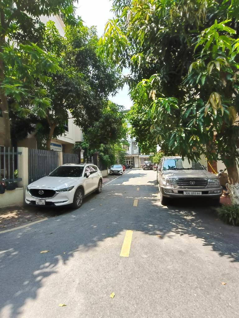 Bán nhà liền kề Mỗ Lao Thanh Bình Diện tích 52m² – Mặt tiền 5m 5 tầng , gara ô tô, vỉa hè rộng ô tô