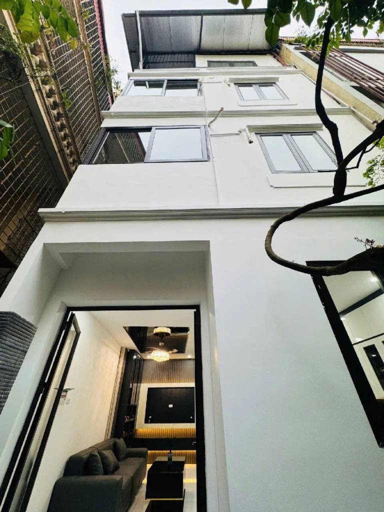 BÁN NHÀ HOÀNG HOA THÁM 54M- HỘ KHẨU BA ĐÌNH - LÔ GÓC - HAI MẶT THOÁNG VĨNH VIỄN - 8.6 tỷ