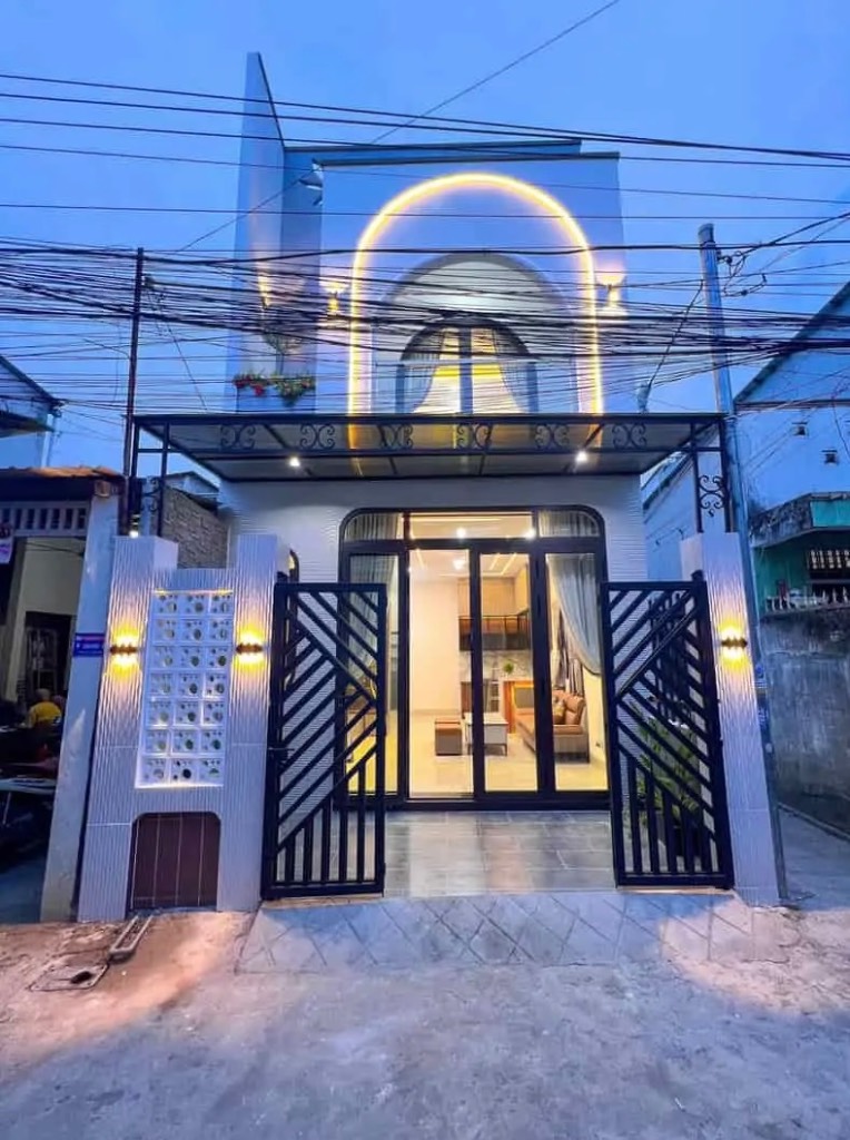 TIN NÓNG: NHÀ PHỐ 1TRỆT 1LẦU CẦU TRÀM – CẦN ĐƯỚC LONG AN – 102m2 – GIÁ CHỈ 2 TỶ450 SHR