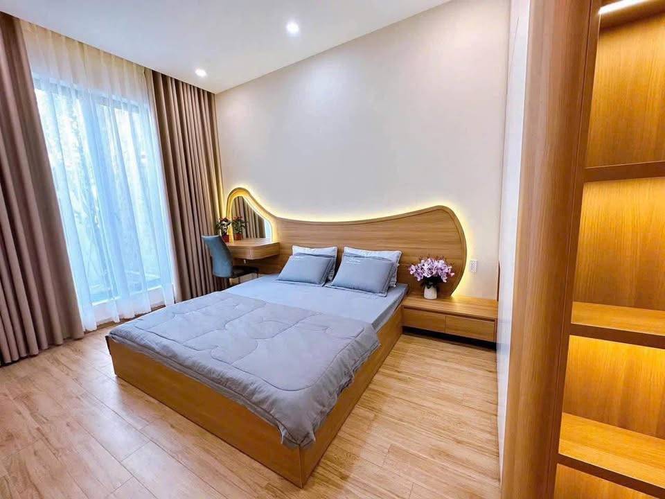 CẦN BÁN NHÀ LẦU NGAY UỶ BAN PHƯỜNG TÂN TRIỀU, CHỈ 500TR SỞ HỮU NGAY