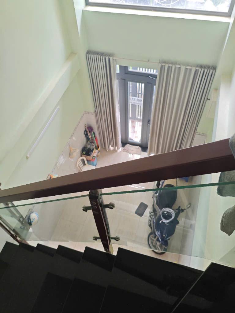 Bán nhà mặt tiền đường Nguyễn Đình Chiểu Quận 3 diện tích ( 3 x 11m) giá 8,8 tỷ
