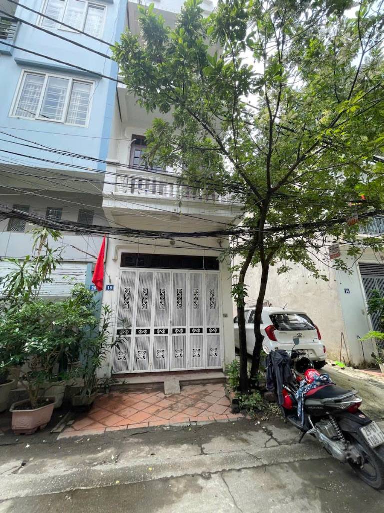 Trung Tâm Thanh Xuân – Ô Tô Để Cạnh Nhà - Lô Góc 2 Mặt Thoáng - Full Nội Thất  - Tầng Hai Phòng Ngủ