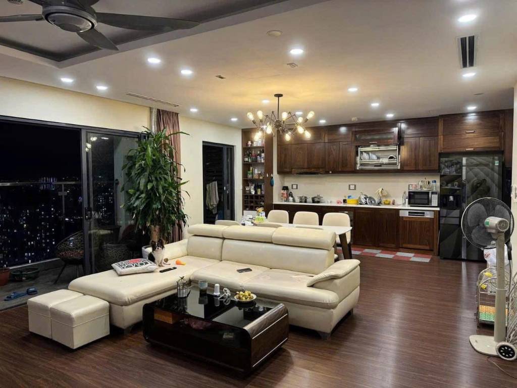 Bán gấp căn 3PN 92m² tầng trung Imperia Garden, full nội thất, giá 9 tỷ