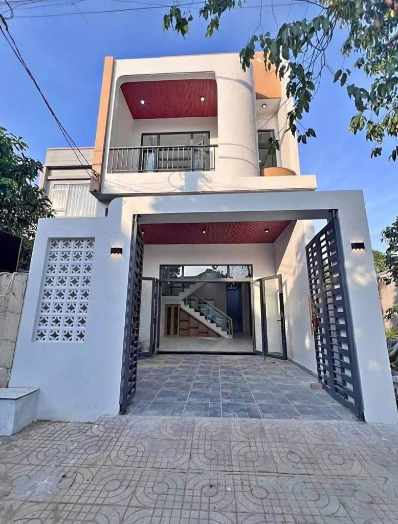 TIN NÓNG BÁN GẤP NHÀ MỚI XÂY GẦN CHỢ BÌNH CHÁNH – 87M² – CHỈ 2 TỶ3 SHR