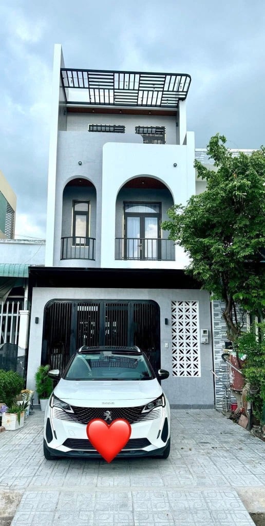 BÁN GẤP NHÀ PHỐ GẦN UBND XÃ RẠCH KIẾN – 103M² – GIÁ 2 TỶ55 SHR