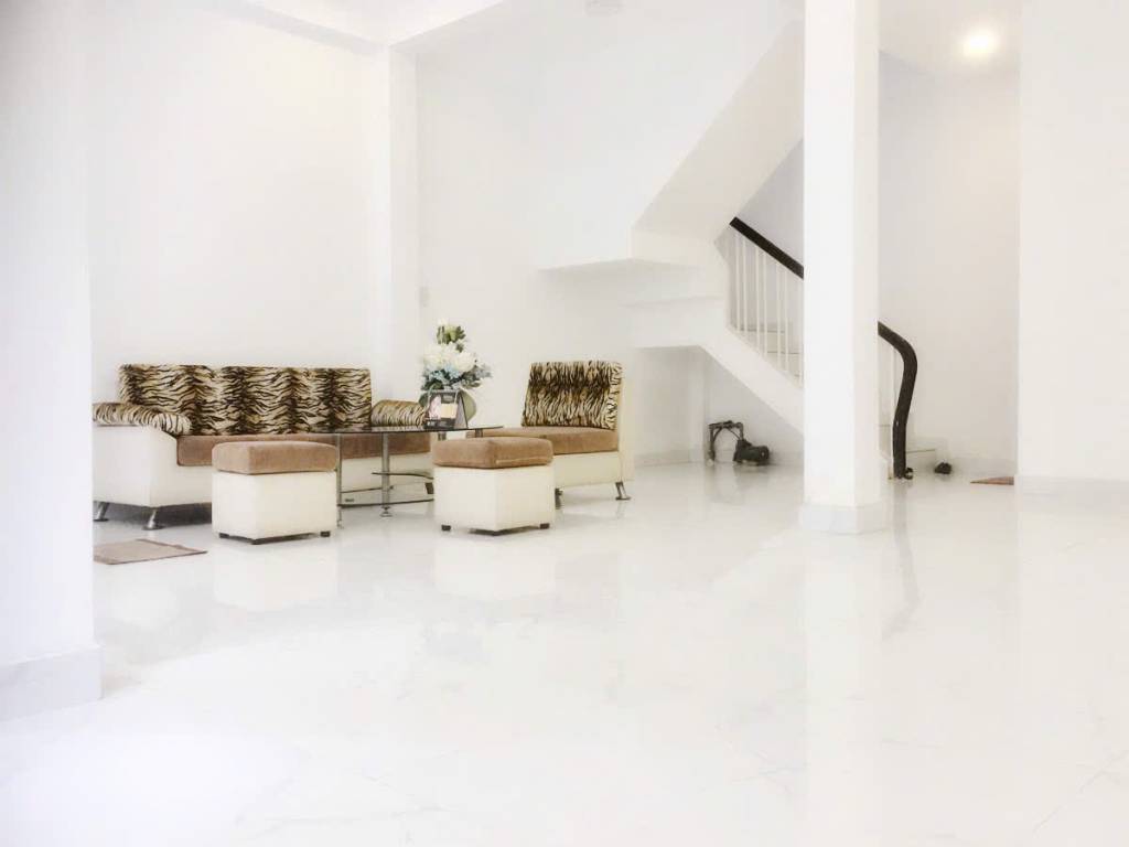 Bán nhà hẻm 7m Nguyễn Trãi Quận 5 – DT 6x9m – 3 mặt tiền hiếm – HĐT 22tr/th – Giá 15.3 tỷ