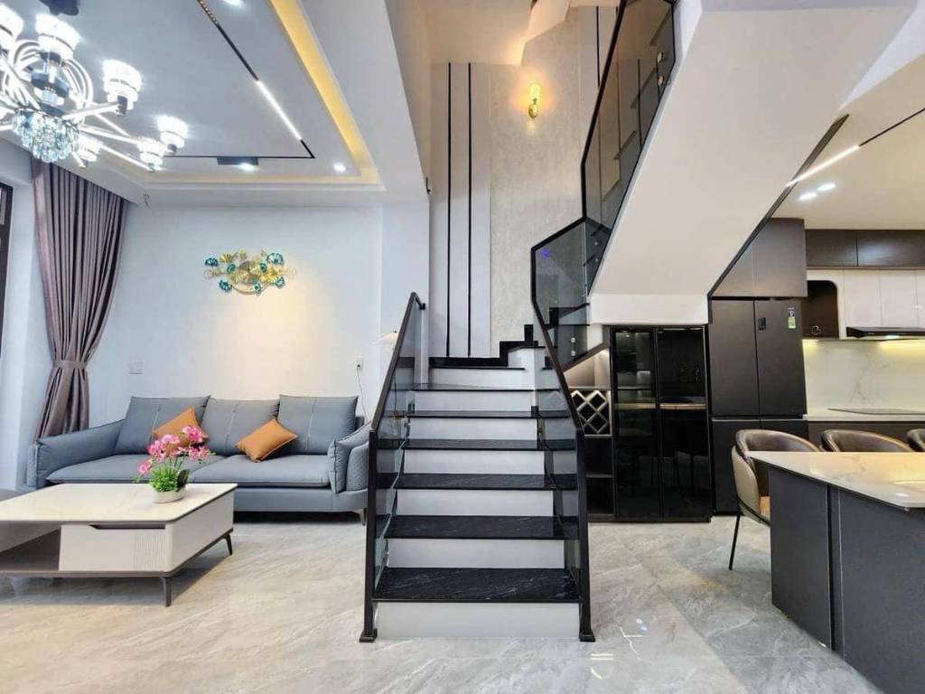 Giá Cực Tốt 2 Tỷ 6 – Nhà Phố 112m² Vị Trí Trung Tâm, Đường 10m, Kiến Trúc Sang Trọng