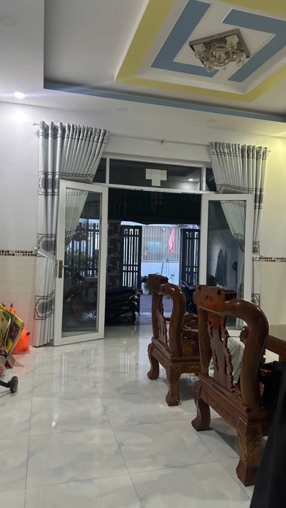 Cần bán nhà tái định cư 100m2 tại Khu đô thị Mỹ Gia, Nha Trang, tiện nghi đầy đủ