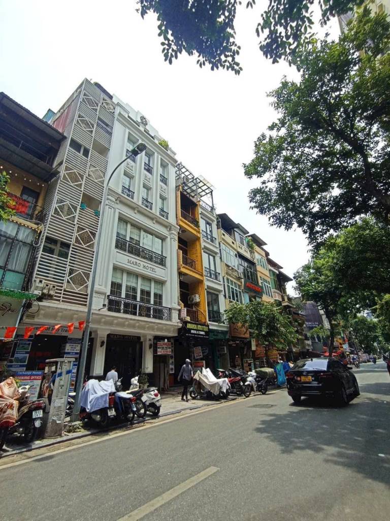 ĐẲNG CẤP PHỐ CỔ PHỐ HÀNG PHÈN, VỊ TRÍ VIP GIÁ YÊU THƯƠNG- KINH DOANH SẦM UẤT BẬC NHẤT HÀ THÀNH