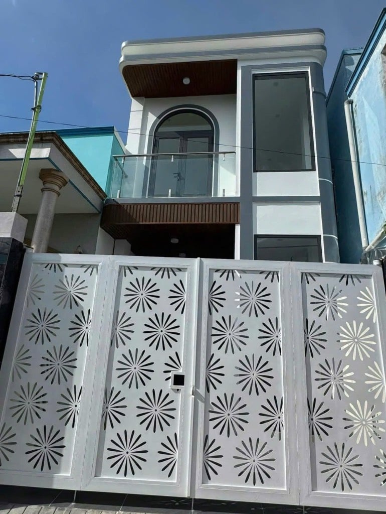 Cần Đi Nhanh – Nhà 1 Trệt 1 Lầu Ngay Vòng Xoay An Lạc, Giá Chỉ 900 Triệu