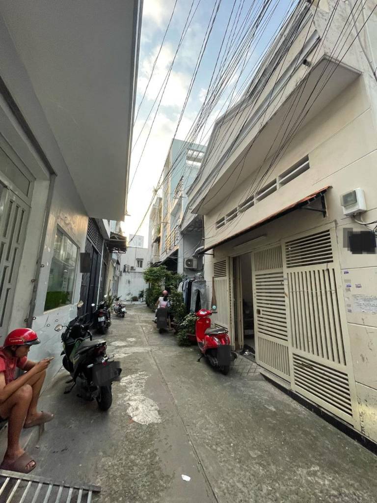 Bán nhà 120m2 Nguyễn Háo Vĩnh, Tân Quý, Tân Phú - Nhà 3 Tầng, 4PN - Hẻm Ô Tô - Sổ Riêng