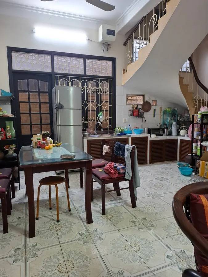 HIẾM! Nhà 58m2 đầu phố Kim Ngưu – Trần Khát Chân, 3 tầng ở luôn, giá đầu tư chỉ 12.5 tỷ