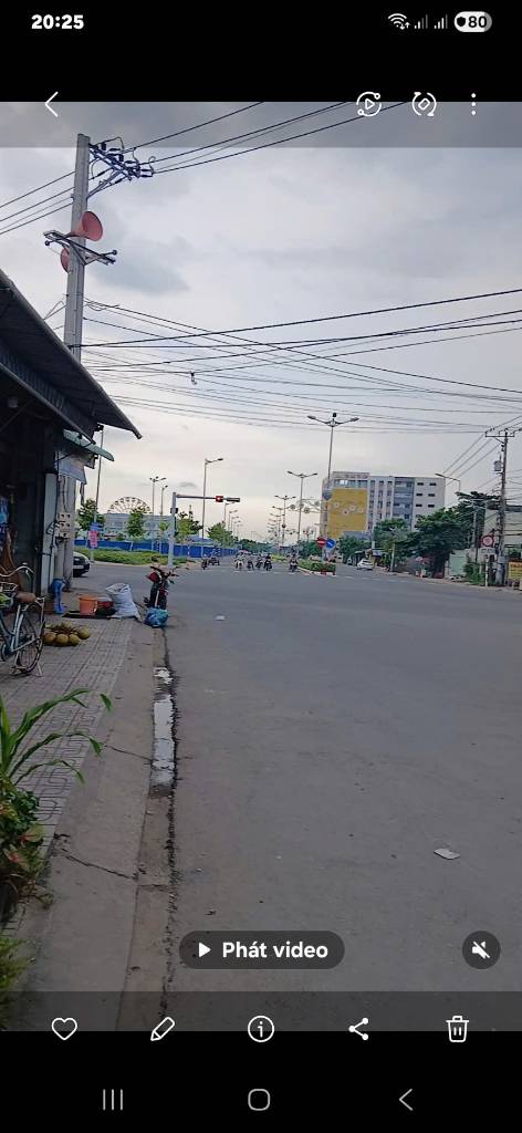 Lô đất hiếm, MẶT TIỀN NGUYỆN TRUNG TRỰC, TP Mỹ Tho cũ, Sát QUÃNG TRƯỜNG.