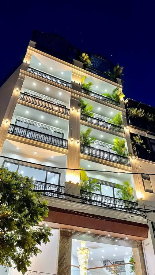 Bán nhà phố Minh Khai 71m², 7 tầng thang máy, ngõ 3 ô tô tránh, KD cực đỉnh, Giá Cực Tốt