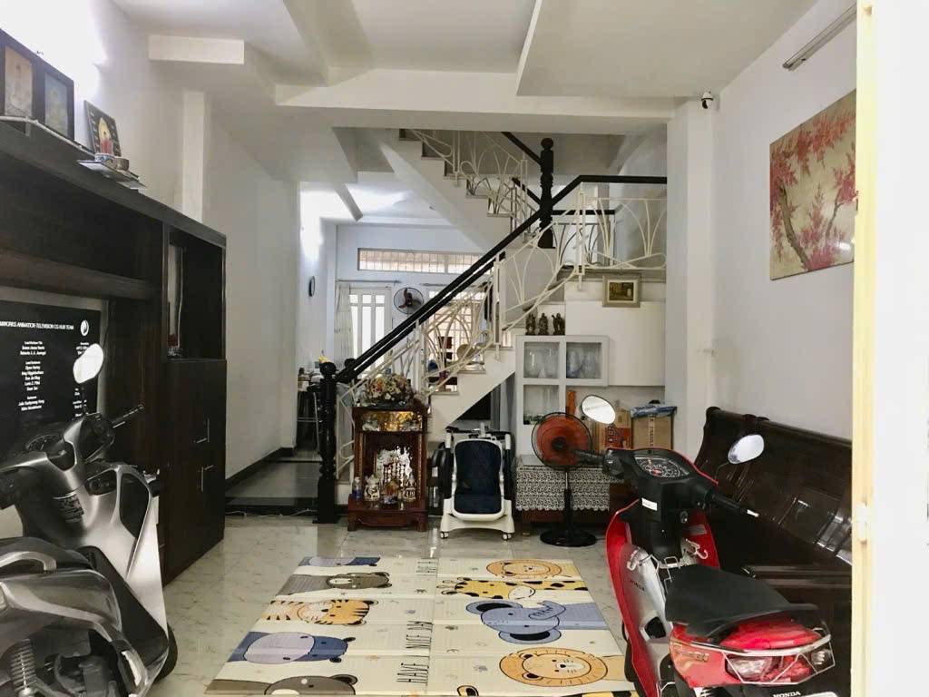 Chủ giảm 900tr bán nhà 2 tầng, ngay trung tâm Phường Tân Hưng, DTSD 100m2
