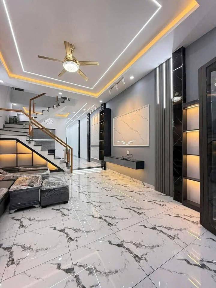 NHÀ PHỐ 1 TRỆT 2 LẦU SANG TRỌNG – ĐỒNG BỘ VIP – XÃ LONG TRẠCH – GIÁ CHỈ 2 TỶ 4