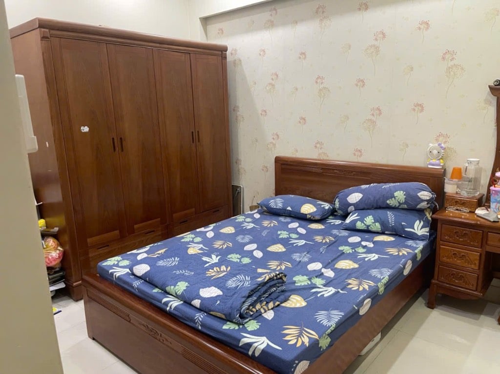 Bán nhà BTCT chính chủ gần cư xá Lữ Gia, trường đua Phú Thị