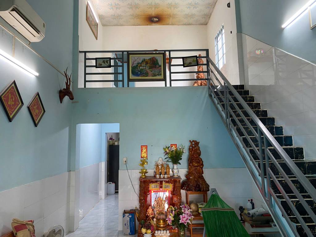 BÁN NHÀ GÁC LỬNG – SỔ RIÊNG THỔ CƯ, 200M2, CHỈ 2TỶ4, Ô TÔ, TÂN THẠNH CŨ