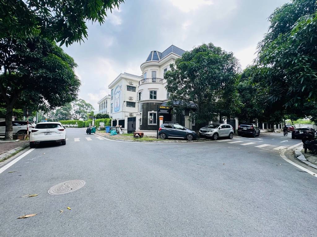 Bán Shophouse Mipec Kiến Hưng diện tích 83m 5 tầng – Vị trí vàng, vỉa hè rộng, kinh doanh sầm uất