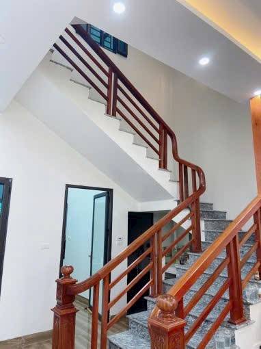 Mình cần bán nhà 3 tầng rộng 114m kiệt 3m Ngô Quyền , Khu An Hải Bắc ( GẦN SÔNG HÀN )