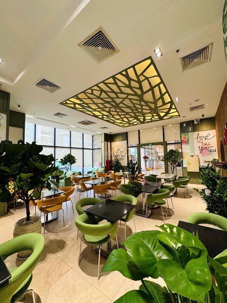 Cho Thuê Mặt Bằng Mặt Tiền Cách Mạng Tháng 8, Quận 3 – Dưới Tòa Nhà Nam Á Bank