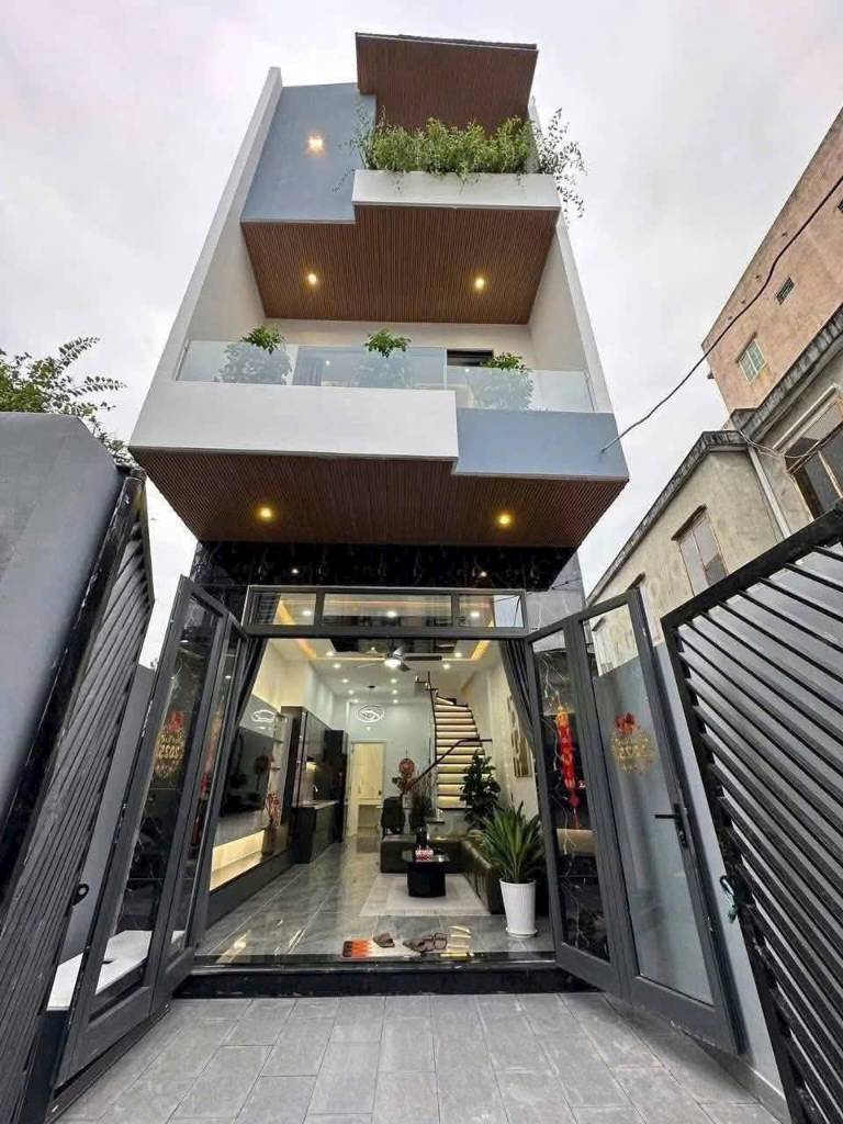 Bán Nhà Chính Chủ Quận 8, TP.HCM – 80m², 4PN, Giá Chỉ 1.68 Tỷ, Gần Trung Tâm