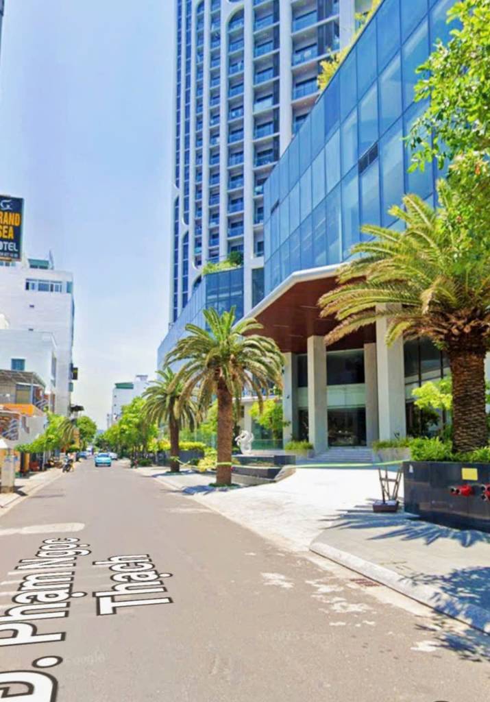 Nhà 6 tầng sát Scenia Bay -View biển khá đẹp - ra biển Hòn Chồng 60m
