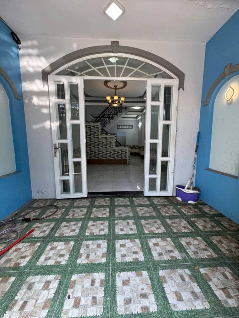 Nhà hẻm Liên Khu 5-6, Bình Hưng Hòa B, Bình Tân, dt 50m2 1 lầu 2pn 2wc giá 4 tỷ