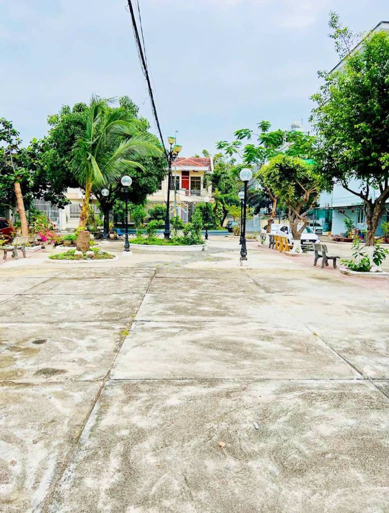 Căn Góc 2 mặt thoáng - Chung Cư Hoàng Phú - sổ hồng riêng