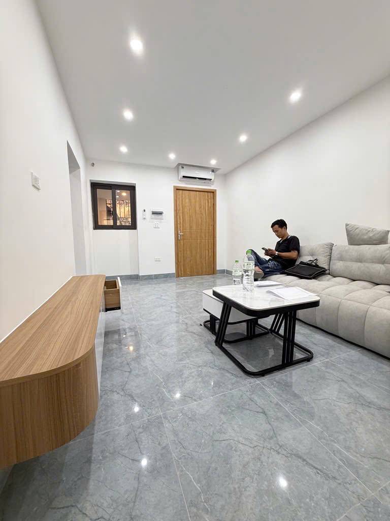 CHỈ 5.45 TỶ CÓ NGAY CĂN HỘ TT THỔ QUAN -ĐỐNG ĐA-DT 70 M2- FULL NỘI THẤT-Ở LUÔN.