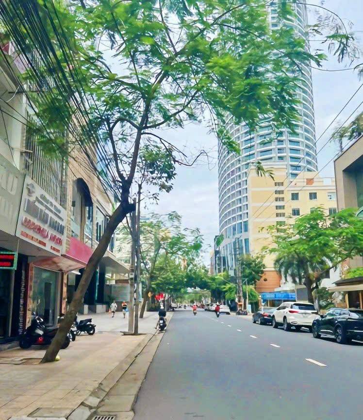 Đất Hùng Vương phố Tây, ngang 6m, Cạch ks Galina là hẻm ô tô thông
