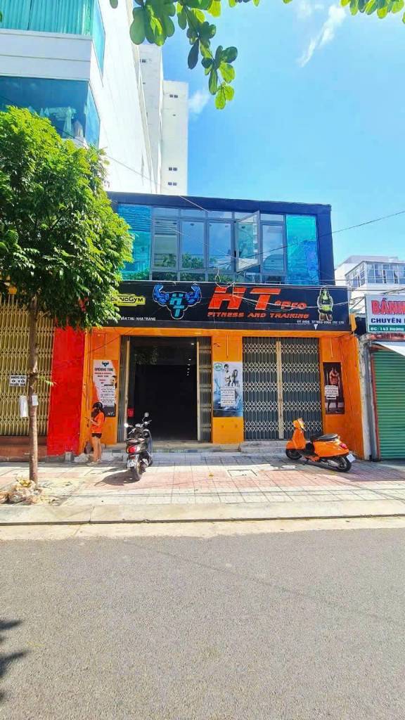Nhà 2 tầng Hoàng Văn Thụ, sát Lê Thành Phương, Cách biển Trần Phú 500m