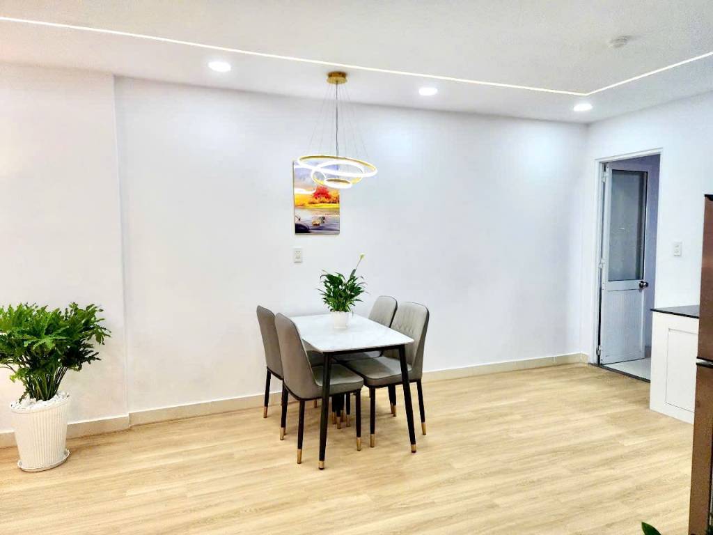 Căn hộ VIEW đẹp tầng Trung - kề bên Trung Tâm Nha Trang - KĐT Vĩnh Điềm Trung