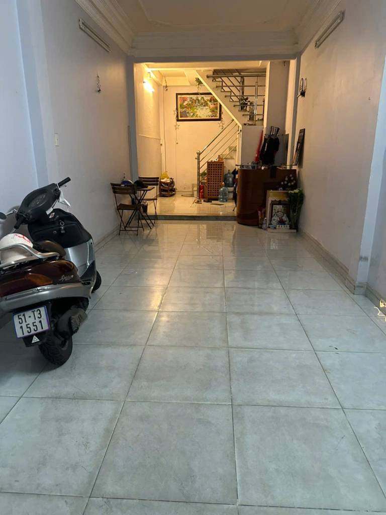 Cho Thuê Nhà Nguyên Căn Hxh Nguyễn Tiểu La, Q10 - 5 Tầng, Diện Tích 3,5x10m, Giá Chỉ 20tr/Tháng  TL