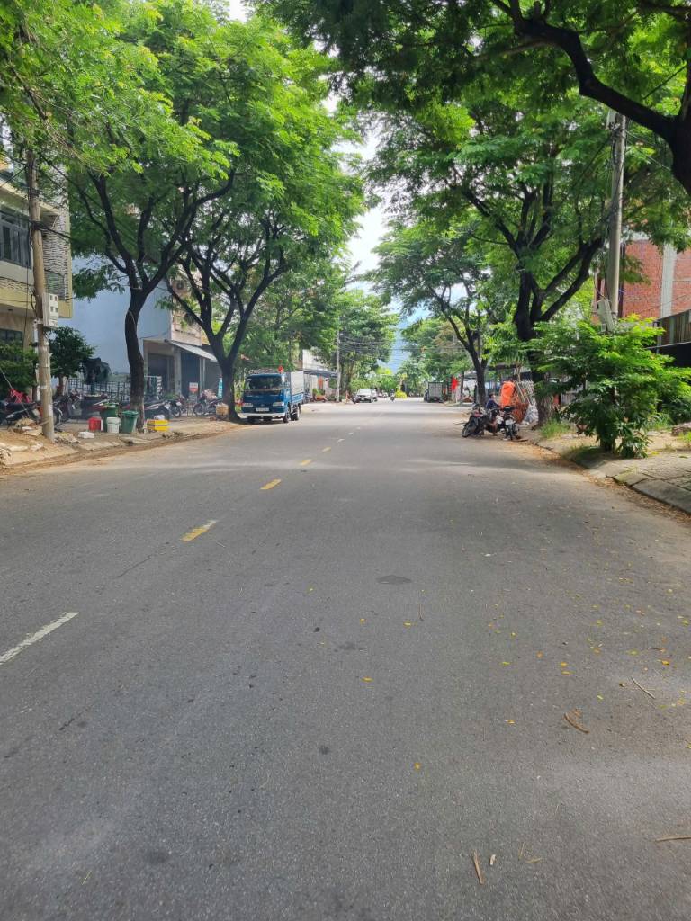 Tôi cần bán lô đất mặt tiền 10m5 Dương Văn Nga , Phường Sơn Trà , TP. Đà Nẵng