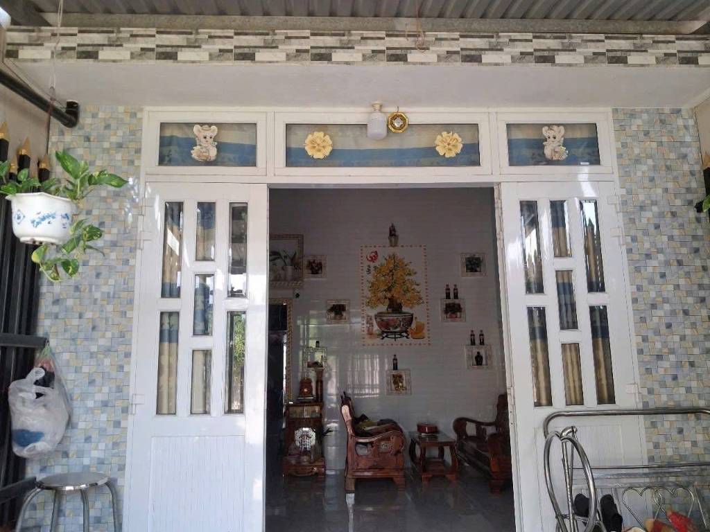 Tôi cần bán nhà c4 mặt tiền đường 10m5 + thêm kiệt phía sau 4m tại Huyền Quang , Phường Sơn Trà