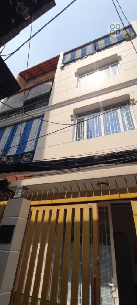 BÁN NHÀ HẺM - QUẬN 5 - TRẦN HƯNG ĐẠO -  DT ĐẸP XUẤT SẮC
