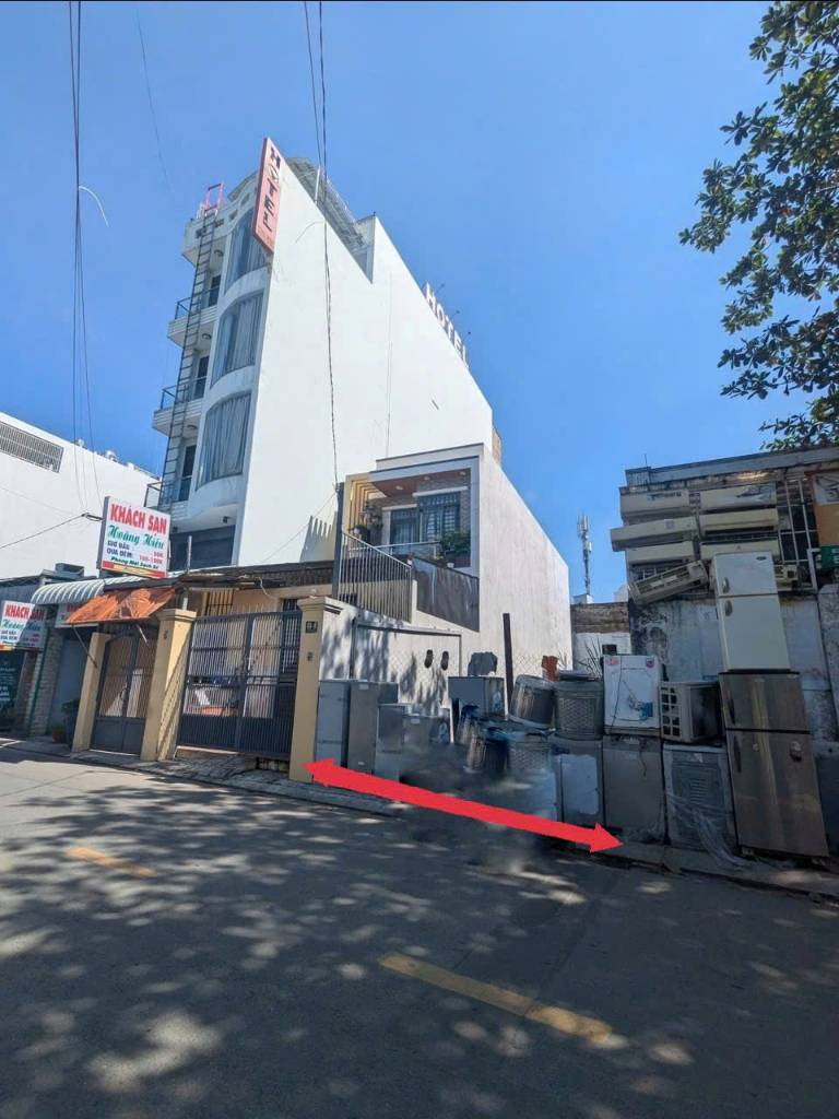 Bán đất thổ cư mặt tiền đường số 42 phường bình Trưng Đông, Quận 2, đường 20m, giá tl lộc