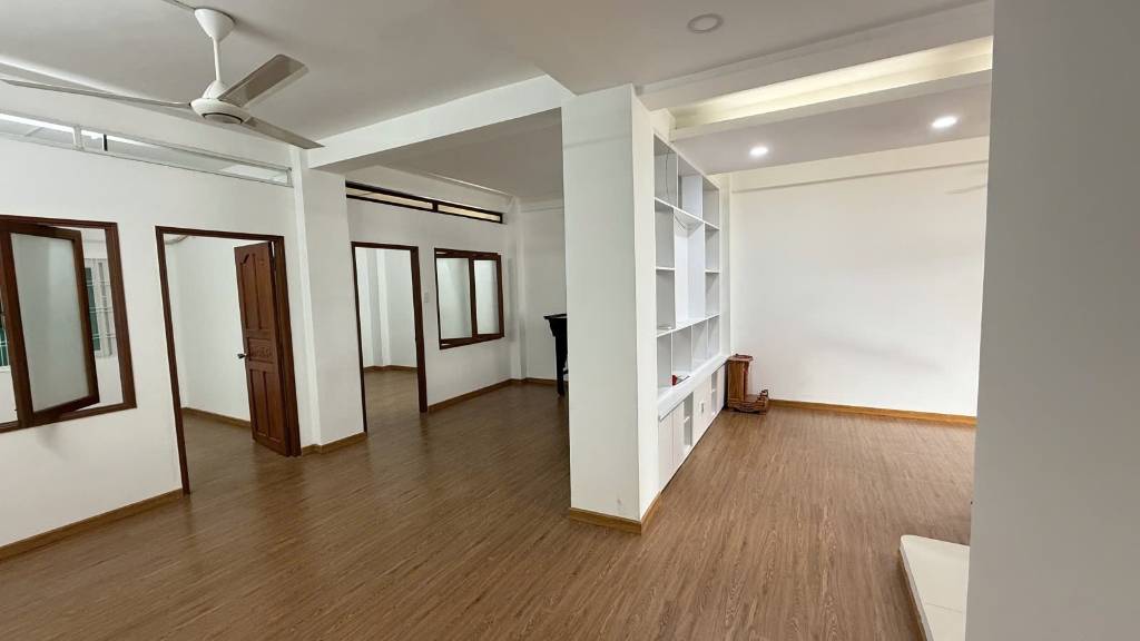 Căn hộ chung cư phan văn trị, phường11, bình thạnh, 6.4x11.2, 2pn, 3.4tỷ