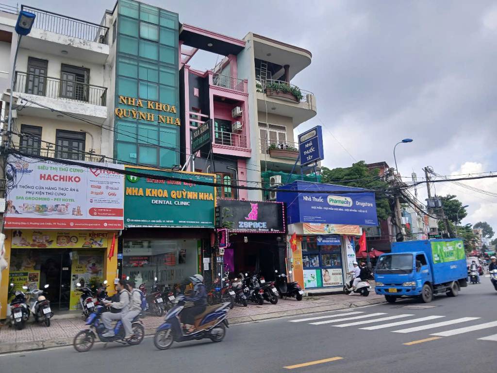 Bán nhà mặt tiền khu Hoàng Diệu 2 – Thủ Đức, Nhà 4 tầng ngang 10.35m, đường 10M + hđ thuê 65tr, Giá TL