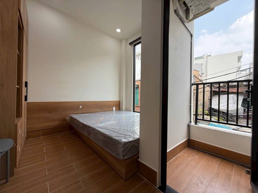 Ở hay cho thuê đều hợp – Nhà đầu hẻm Quận 10, thông Tô Hiến Thành & Hồ Bá Kiện