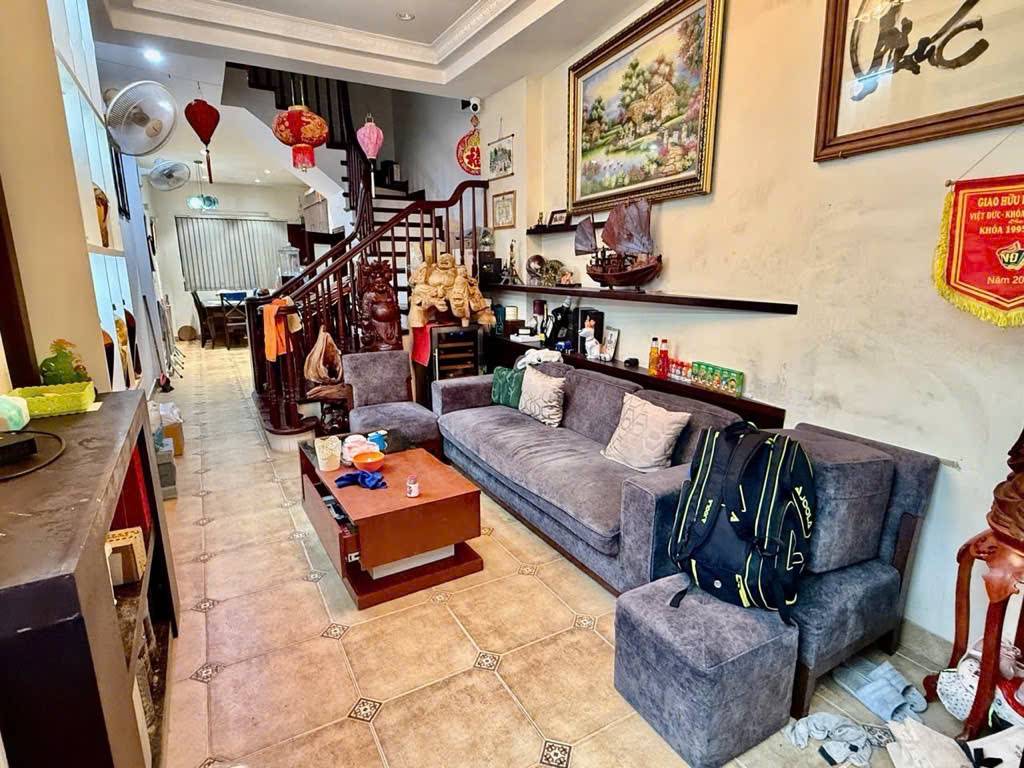 Bán nhà Vệ Hồ, gần Xuân La - Lạc Long Quân - Tây Hồ, Lô góc 70m2, Vị trí siêu đẹp, Giá 19,5 tỷ