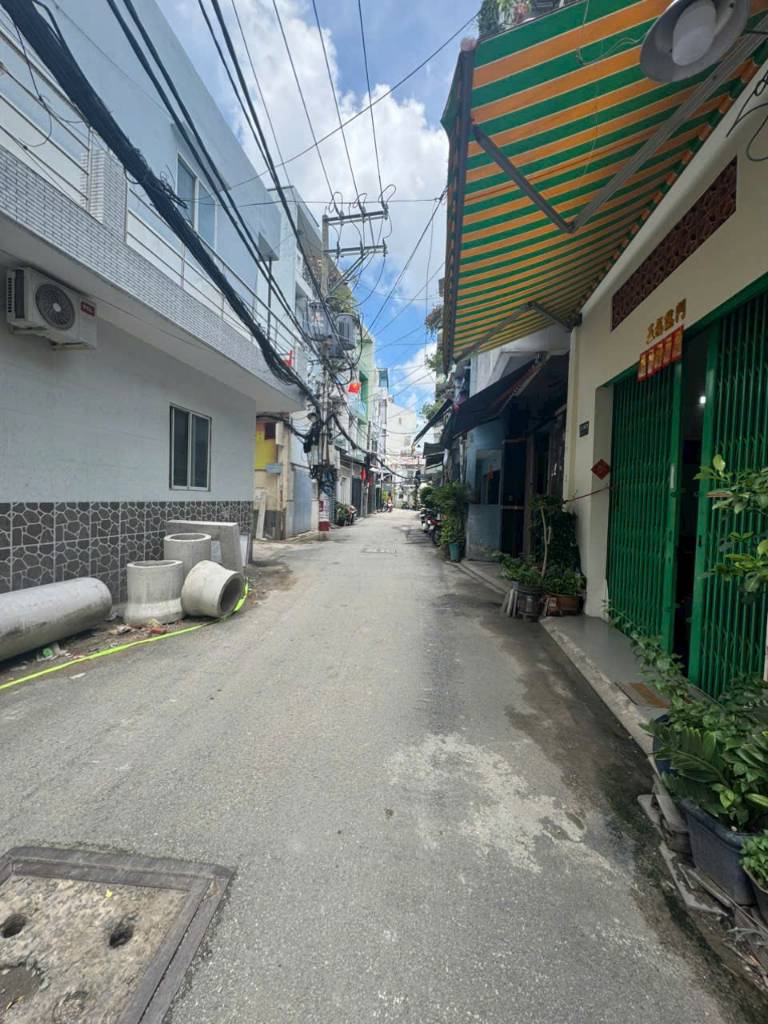 Bán lô đất đẹp hẻm 254 Âu Cơ, Phường 9 , Tân Bình