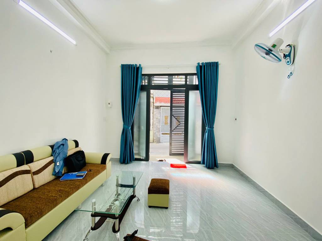 Nhà Đẹp Tân Bình, nhà mới kiên cố, Đầy đủ giấy tờ có thể chuyển nhượng ngay