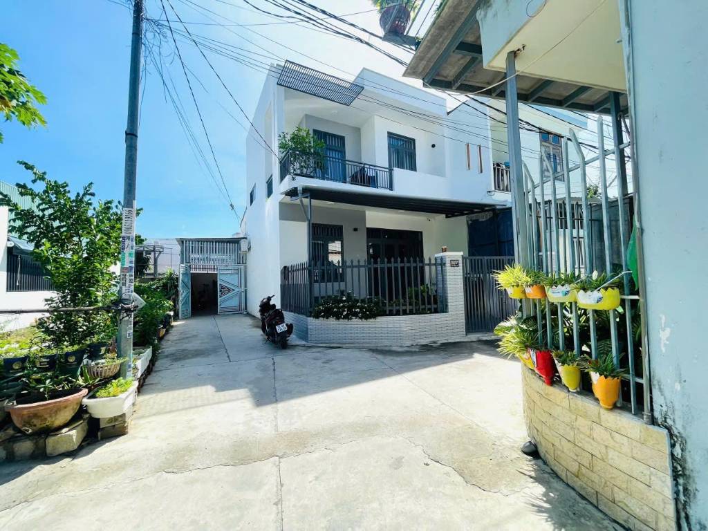 Lô góc Đất Thổ Cư hẻm oto Lương Đình Của - Vĩnh Ngọc- P. Tây Nha Trang, cách Trung Tâm 5phut