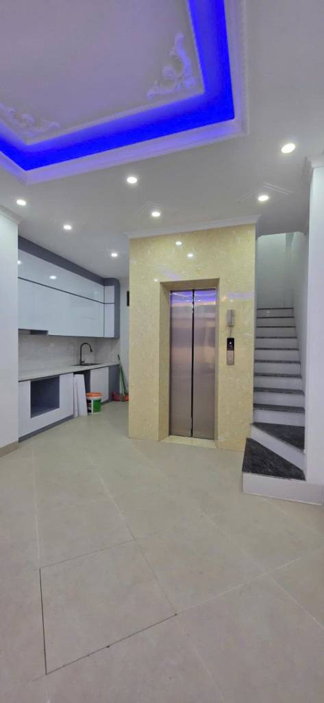 Bán nhà mới đẹp Phú Lương – Hà Đông, 42m², 5 tầng, thang máy, ô tô qua nhà – Giá chỉ 7 tỷ